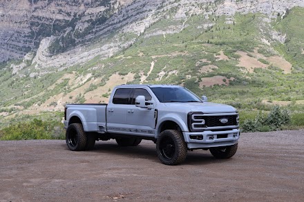 Alpine Motors dealership