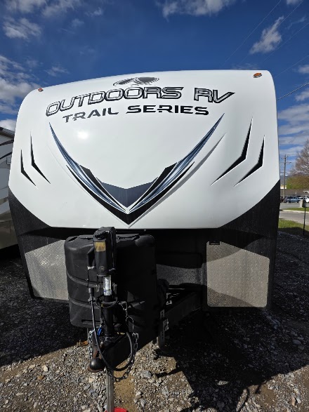 Blue Fox RV dealership