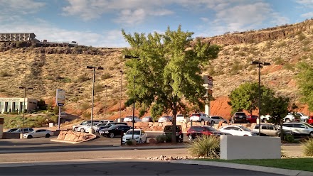 Bluff Street Auto Brokers dealership