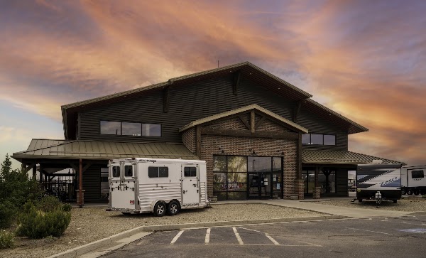 C & R Auto & Trailer Sales dealership