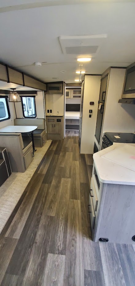 Camping World - Draper dealership