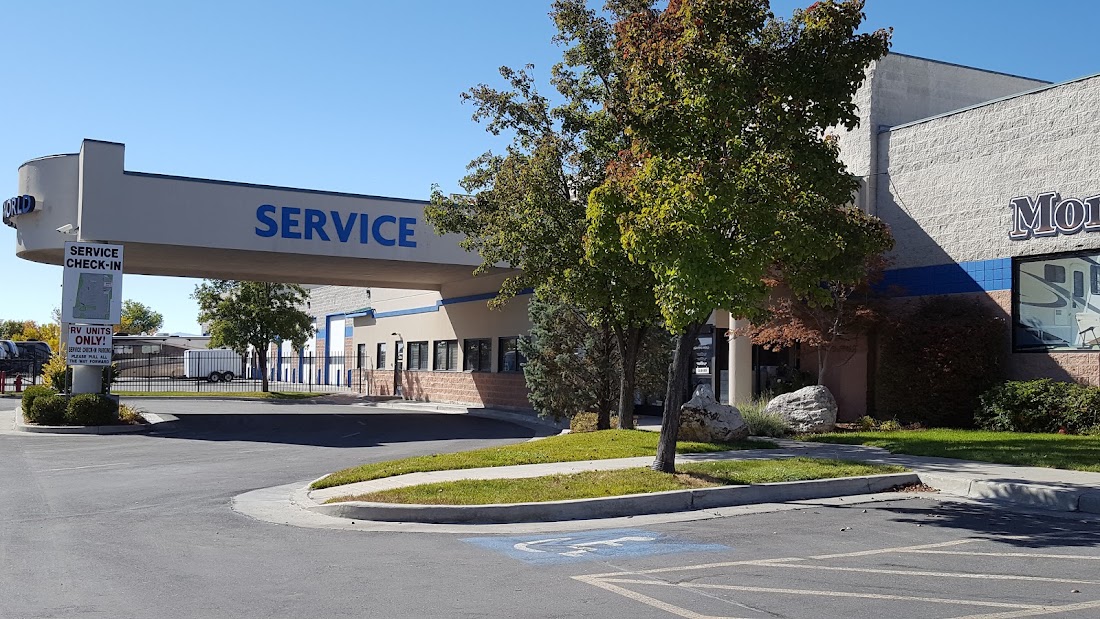 Camping World - Kaysville dealership