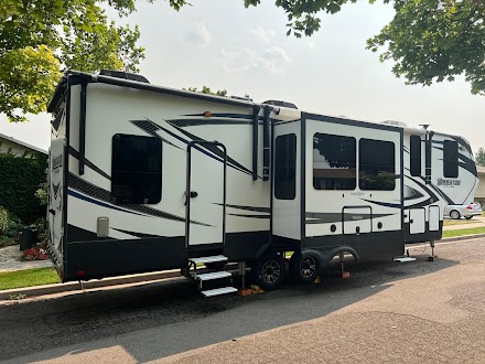 Camping World RV Service - Draper dealership