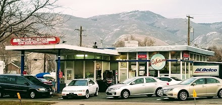 Carl's Fine Cars dealership