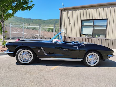 Classic Cars Auto Sales dealership