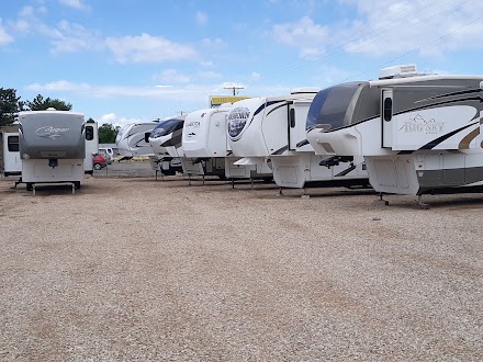 Color country Automotive+RV dealership