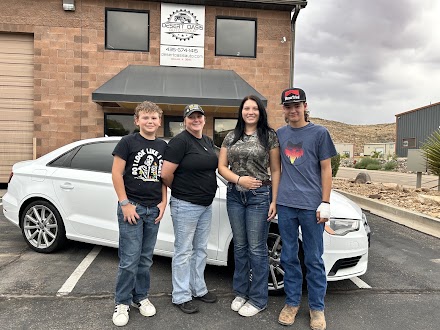 Desert Oasis Auto Group dealership
