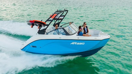 Dick's Boat Shop dealership