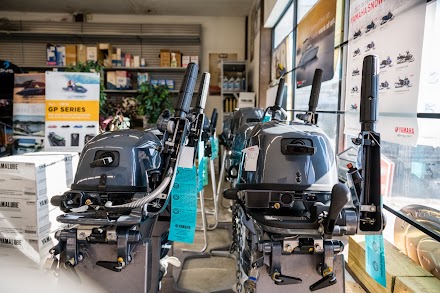 Dick's Boat Shop dealership