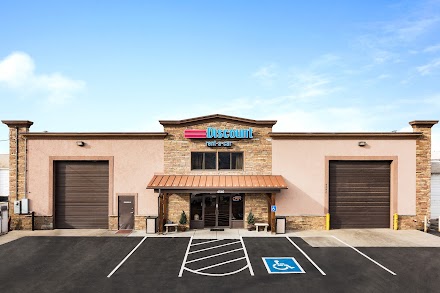 Discount Rent a Car dealership