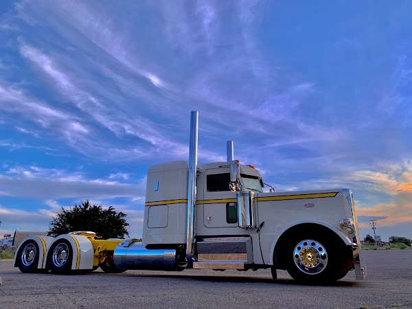 Elevated Truck & RV Repair dealership