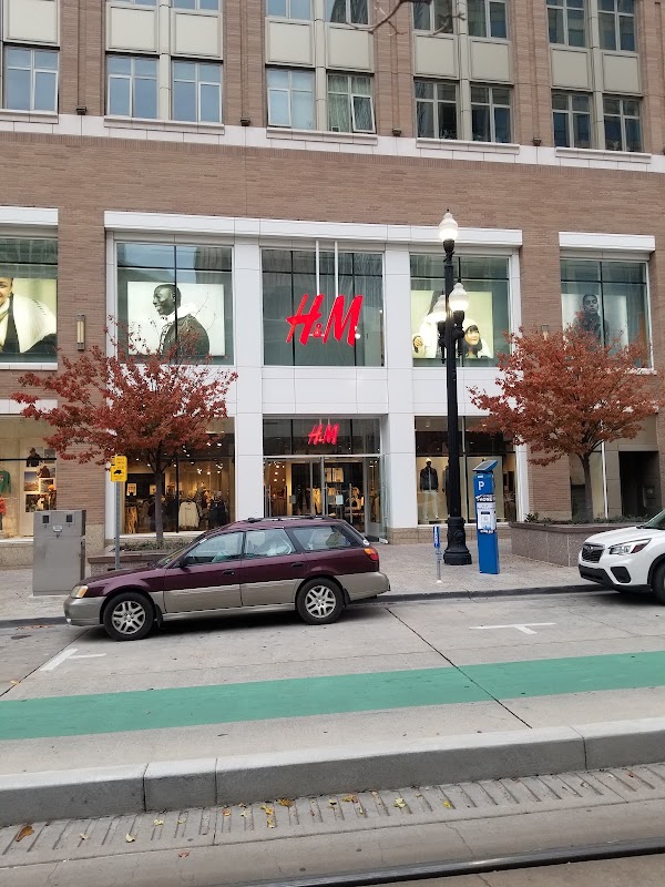 H&M dealership