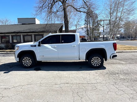 Hedberg Solomon Auto Sales dealership