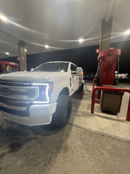 Hoskins Trucks dealership