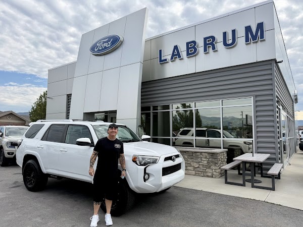 Labrum Ford, Inc. dealership