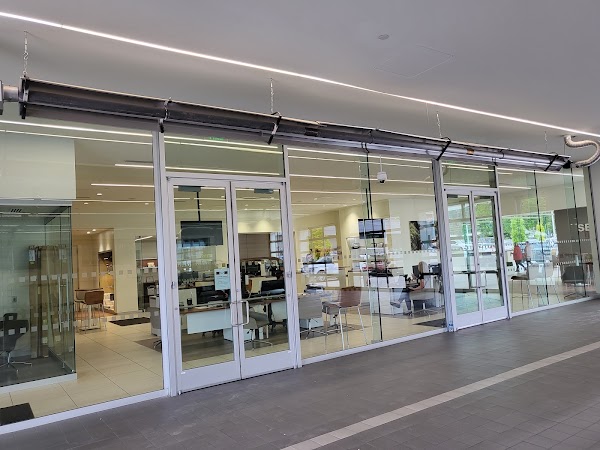 Land Rover Lehi dealership