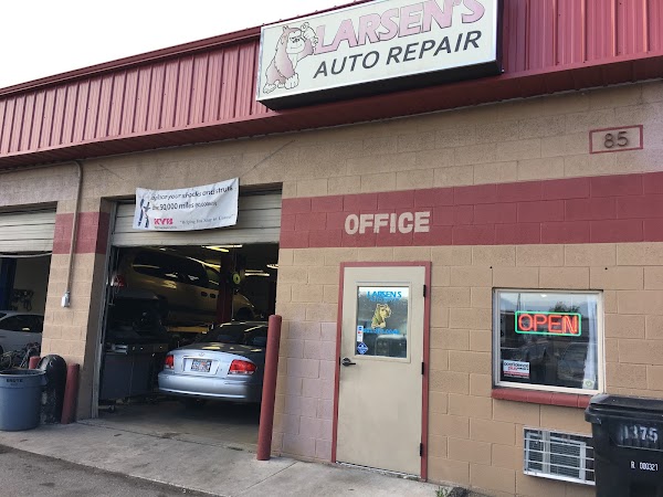 Larsen's Auto Repair dealership
