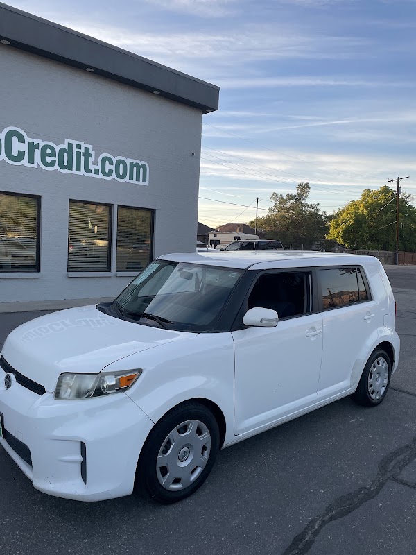 Lucky's Auto Credit: Ogden dealership