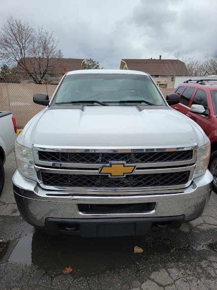 M Cespedes Auto Sales dealership