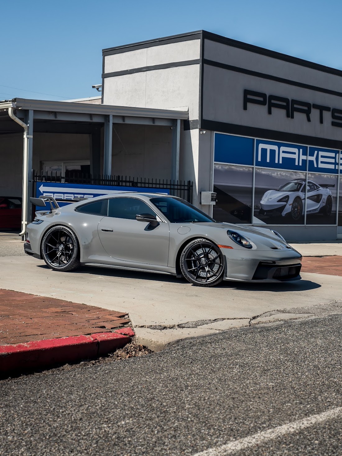 Makes & Models dealership