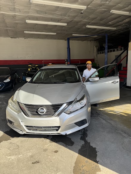maximum's auto sales llc dealership