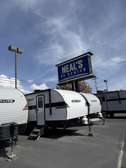Neal's RV Center dealership