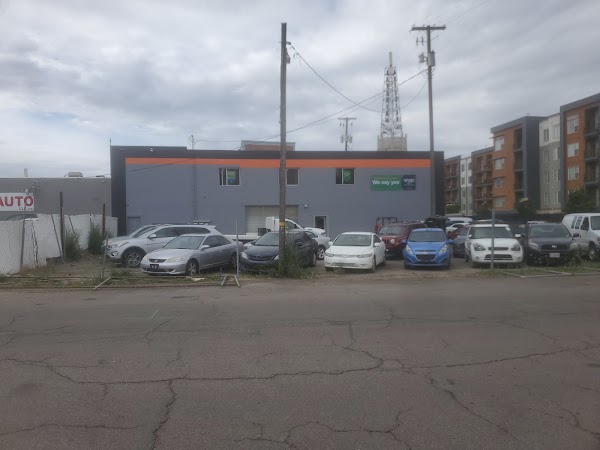 Ozzy's Auto Center dealership