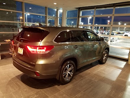 Performance Toyota Bountiful dealership