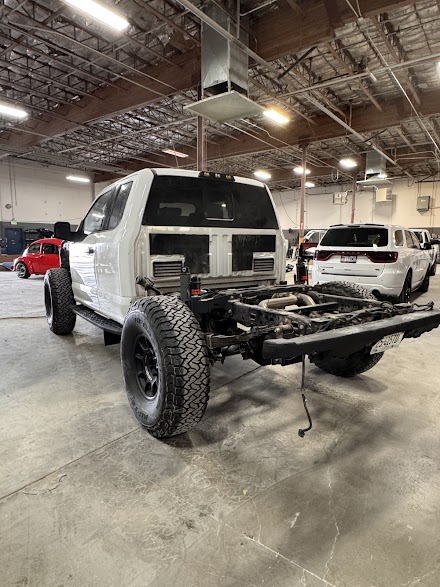 PRO DYNAMIC COLLISION CENTER & AUTO SALES dealership