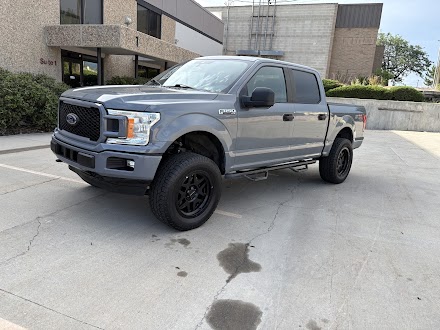 Q&A Auto Sales dealership