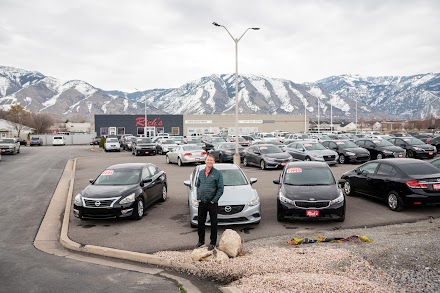 Rich's Cars 'N Credit dealership