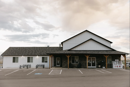 Rollin' Home RV Park dealership