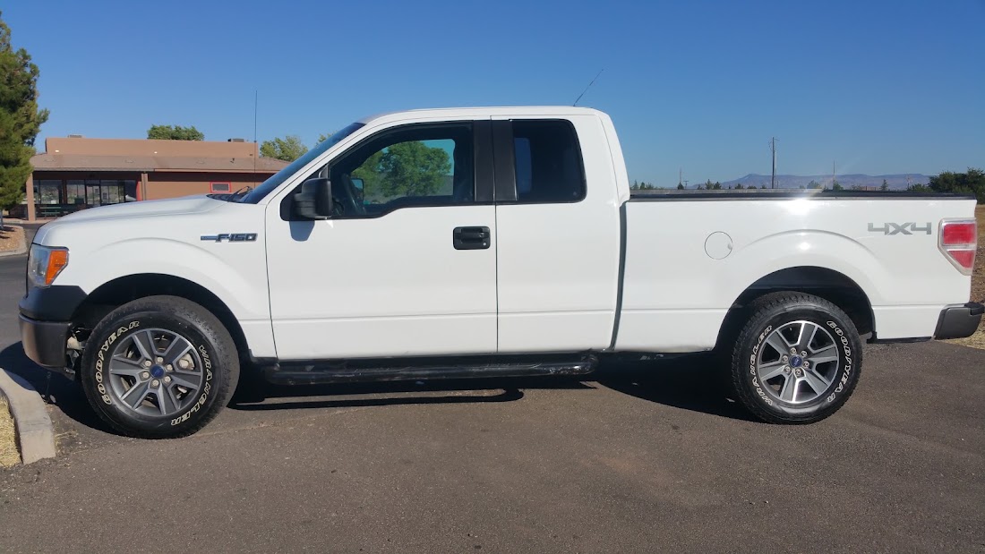 SELECT AUTO, LLC dealership