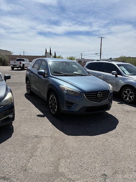 Signature Auto LLC dealership