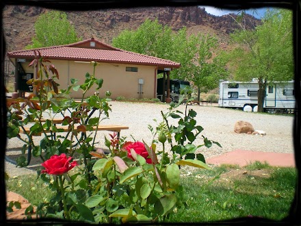 Spanish Trail RV Park Inc dealership