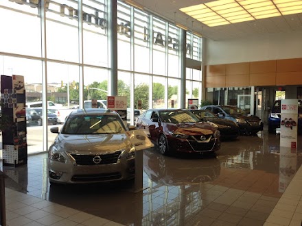 Stephen Wade Nissan dealership