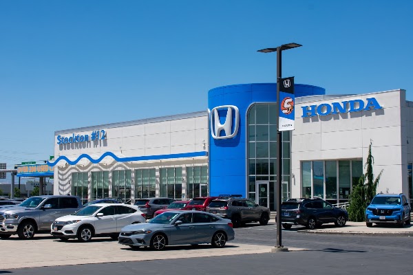 Stockton 12 Honda dealership
