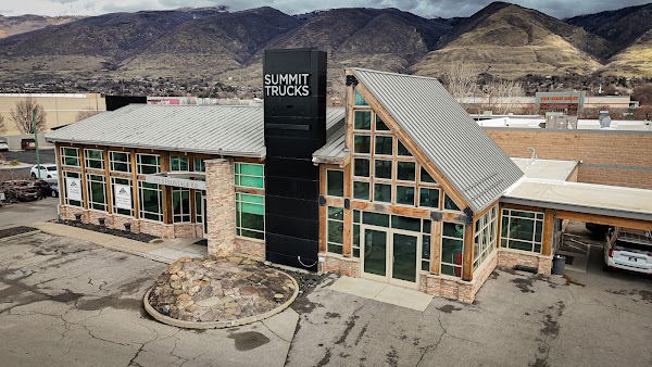 Summit Trucks dealership