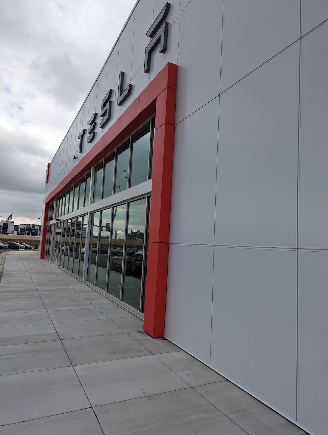 Tesla Pleasant Grove dealership