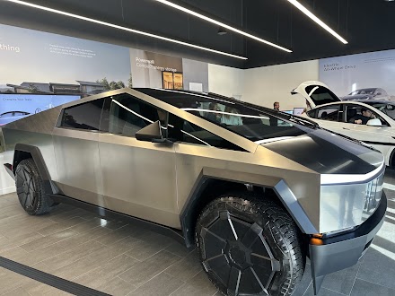 Tesla Pleasant Grove dealership