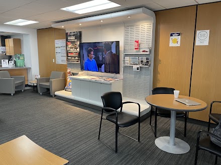 Tim Dahle Nissan MURRAY dealership
