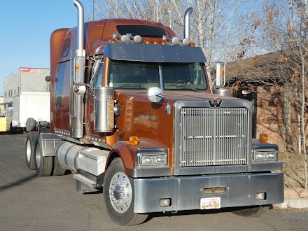 Trailer Sales Company dealership