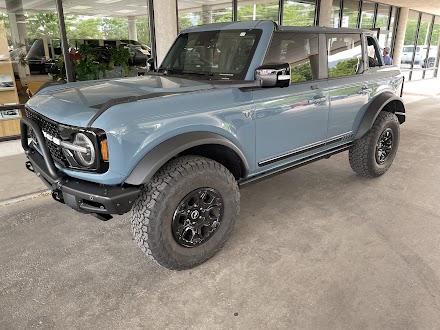 Wilson Ford Lincoln dealership