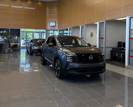Young Nissan Riverdale dealership